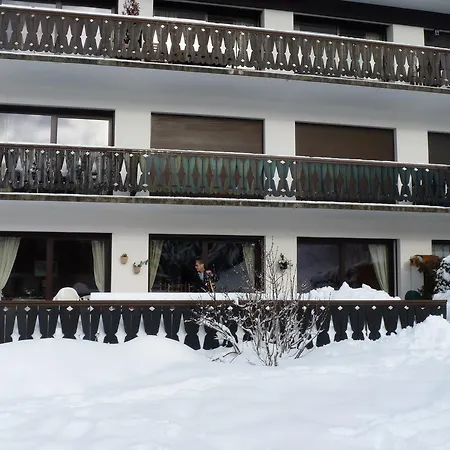 Centre-ville Au Calme Grande Terrasse Et Garage Apartment *
